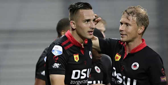 中相遇时更 中相遇时更