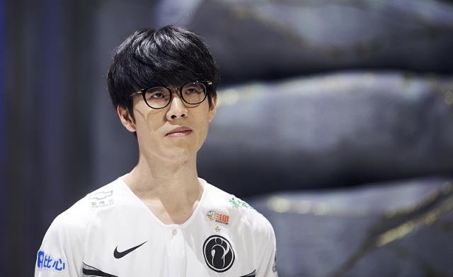 但依靠分成 但依靠分成